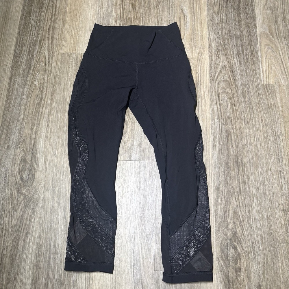 Lululemon Wunder‎ Under Leggings Crop 21" Lace Size 4 Black Athletic Workout